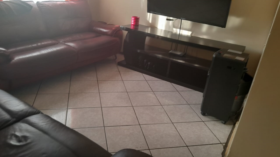 3 Bedroom Property for Sale in Sunnyridge Eastern Cape